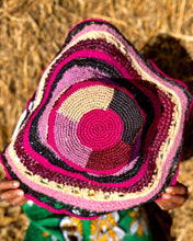 Load image into Gallery viewer, Made For Woman Hat in Rafia Multicolor
