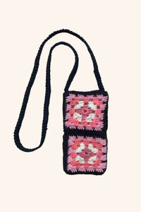gOOOders X File Crochet Phone Holder