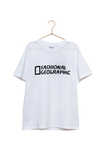Load image into Gallery viewer, Organic Cotton Fashional Geographic t-shirt
