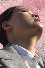 Load image into Gallery viewer, Unisex ear climber Sumba earring | Sterling Silver - White Rhodium
