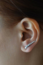 Load image into Gallery viewer, Unisex silver stud single earring Bunaken | Sterling Silver - White Rhodium
